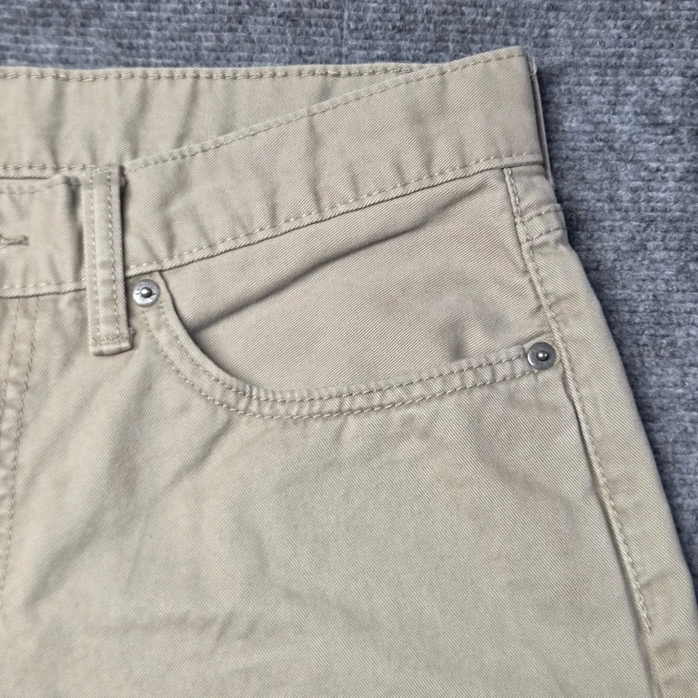 Levis 514 Mens 32x29 Straight Fit Khaki Tan Pants Cotton Twill 5 Pocket